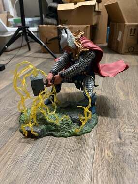 The Mighty Thor Gallery Diorama by Diamond